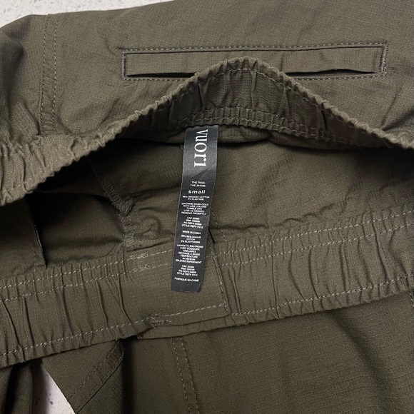 New Vuori Men’s Pants Ripstop Climber In Army Size S - Picture 16 of 17